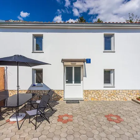 Kuca Za Odmor Tena - Hr-11122-01 By Interhome Tribalj (Primorsko-Goranska)